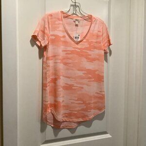 Style & Co. T-Shirt, coral camo, size x-small NWT